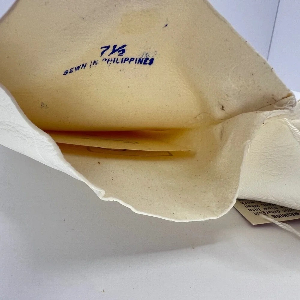 Fownes White Leather Gloves Womens 7.5 Opera Length NOS Vintage Washable Formal